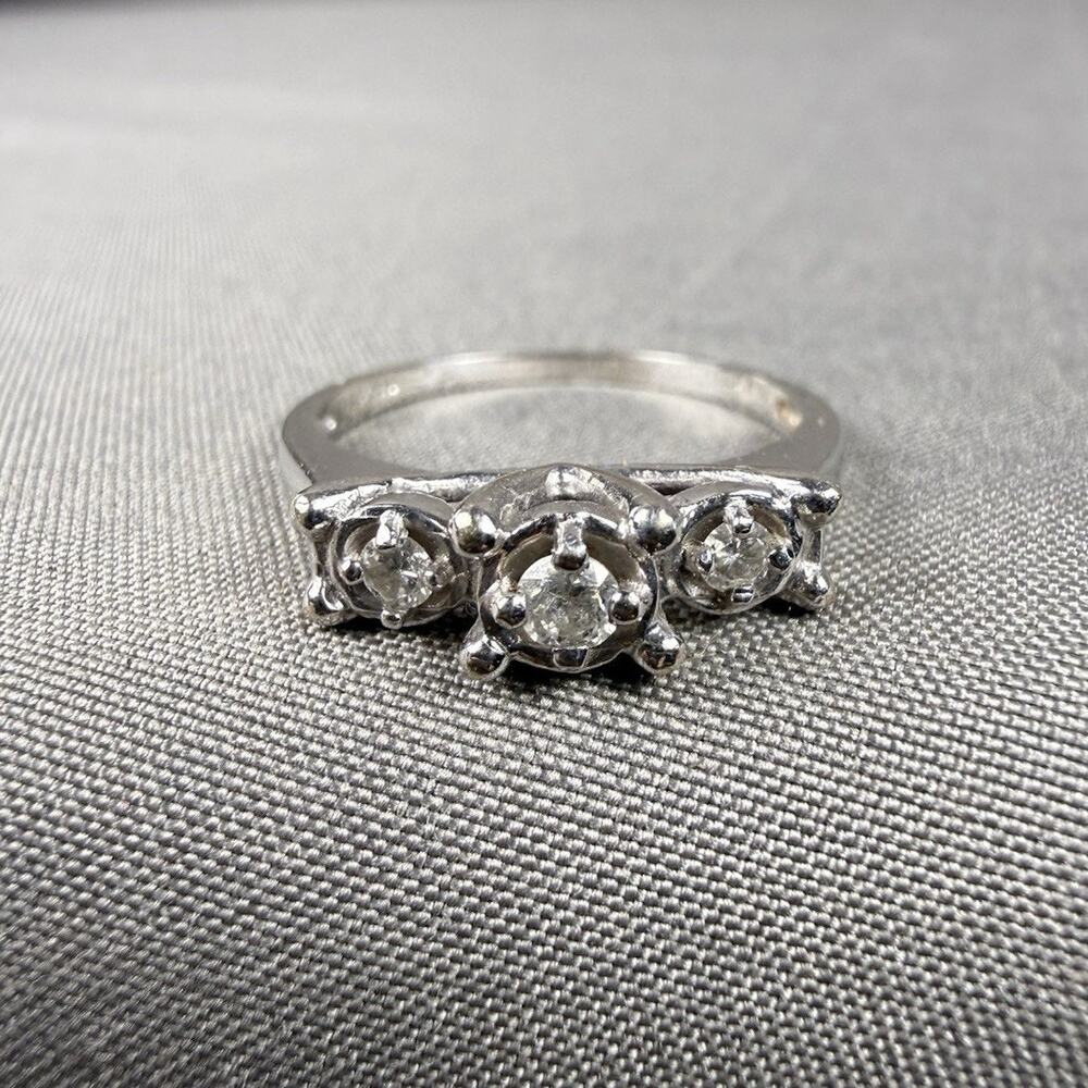 Vintage 14K White Gold 3 Diamond Ring AAJ Fine Jewelry Past Present Future